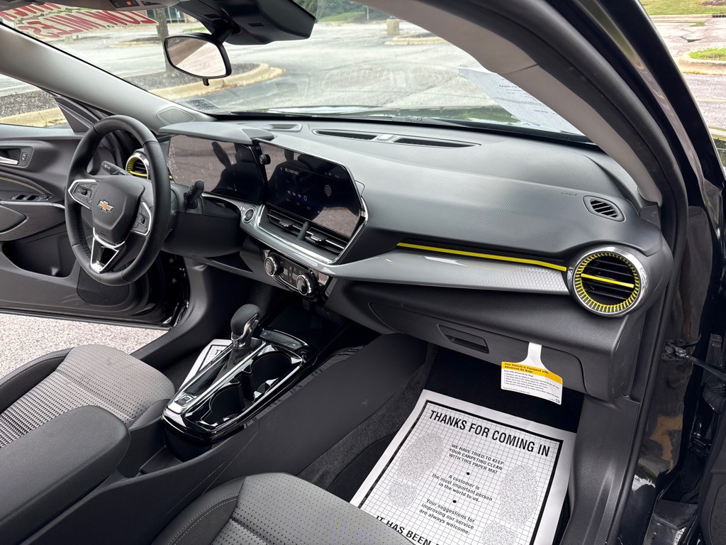 2025 Chevrolet Trax Image 15