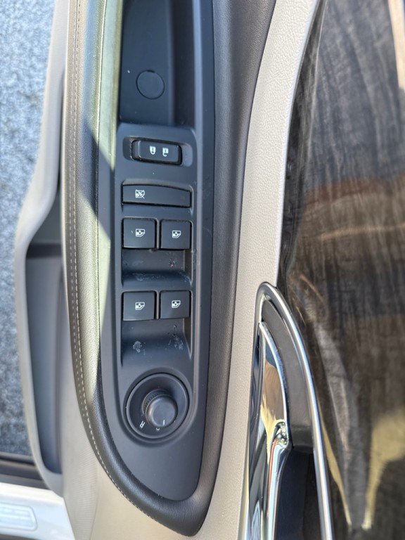 2016 Buick Enclave Image 8