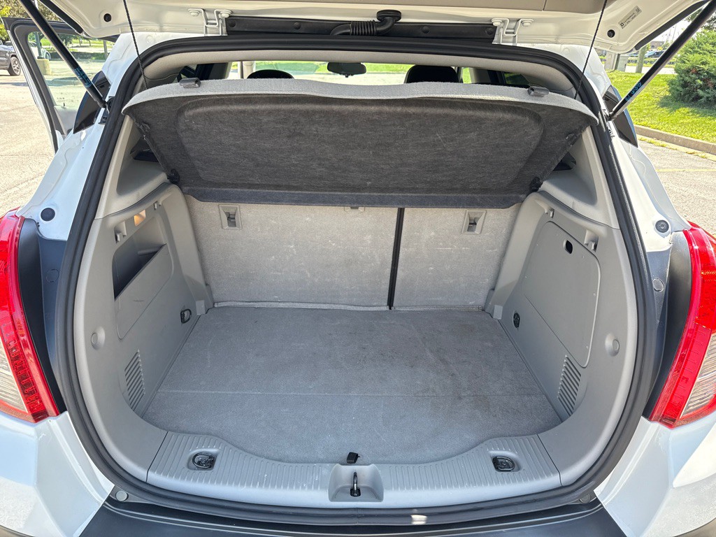 2016 Buick Enclave Image 11