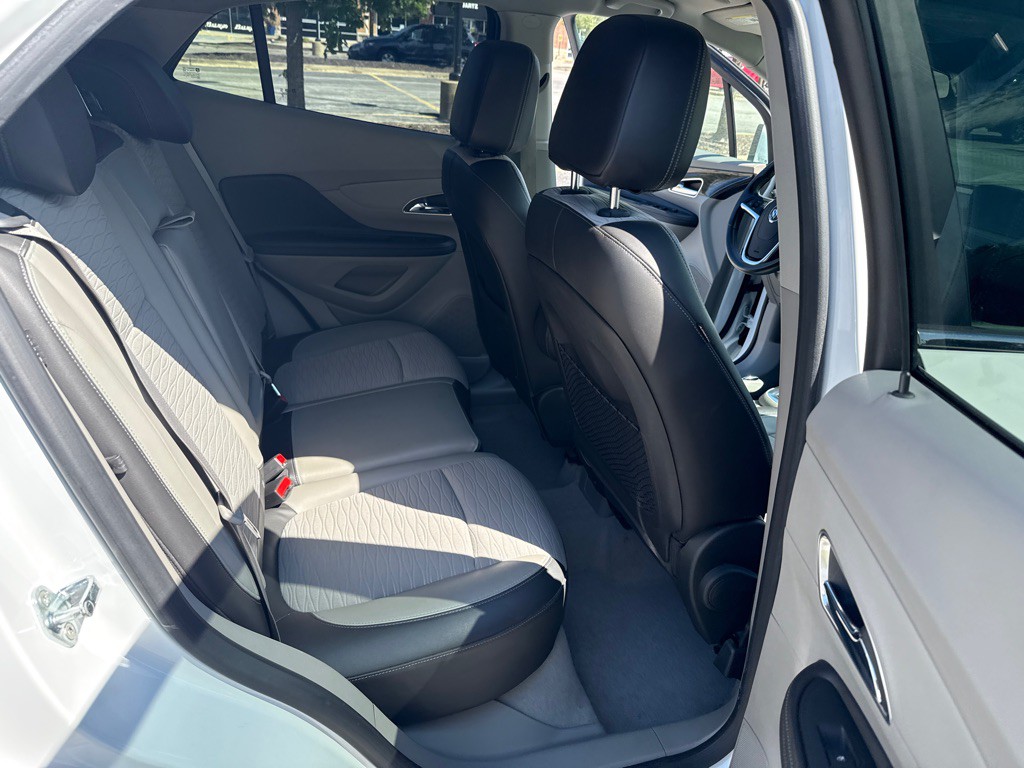 2016 Buick Enclave Image 12