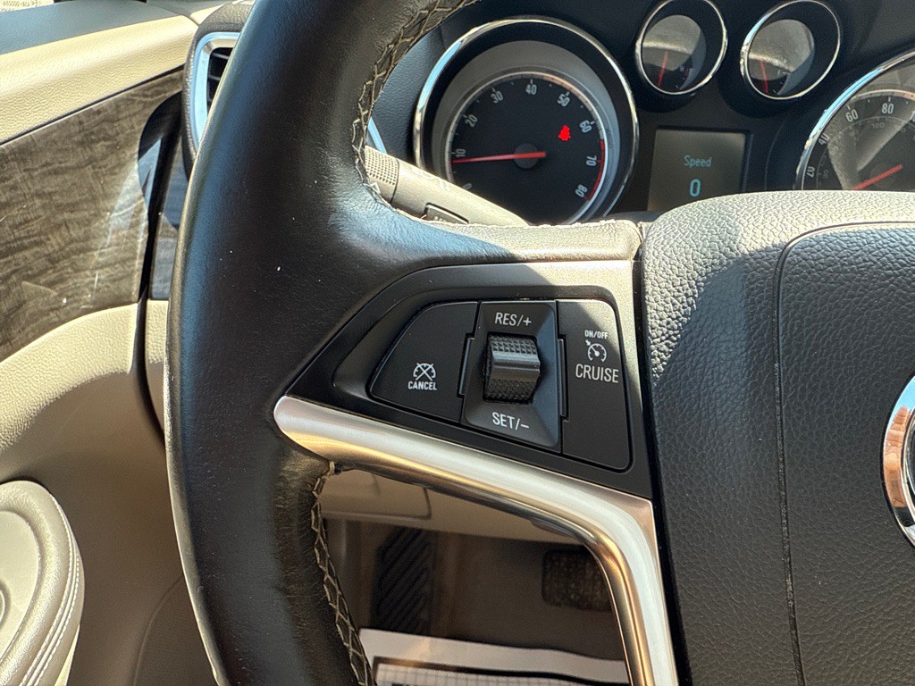 2016 Buick Enclave Image 24