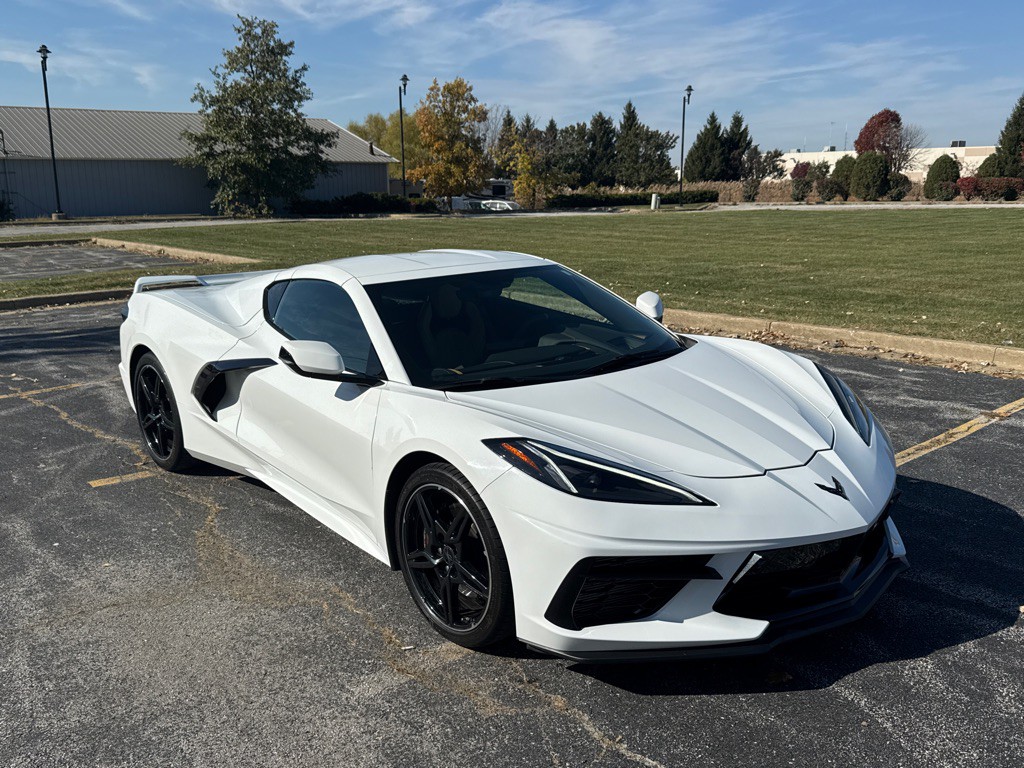 2020 Chevrolet Corvette Image 2