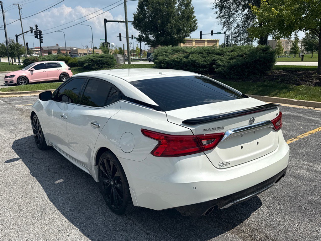 2017 Nissan Maxima Image 4