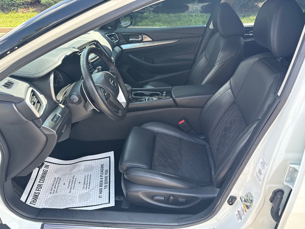 2017 Nissan Maxima Image 5