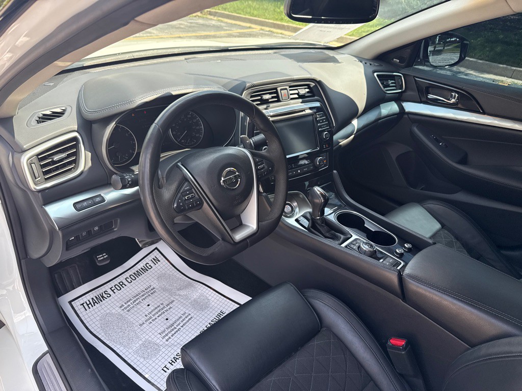 2017 Nissan Maxima Image 6