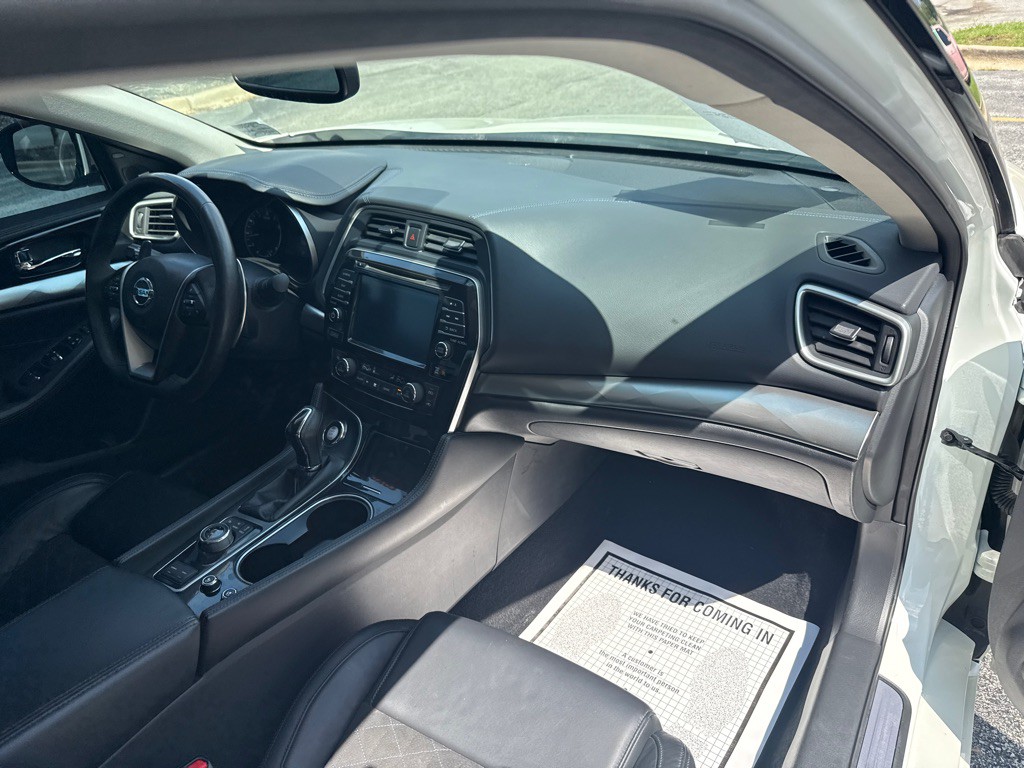 2017 Nissan Maxima Image 17