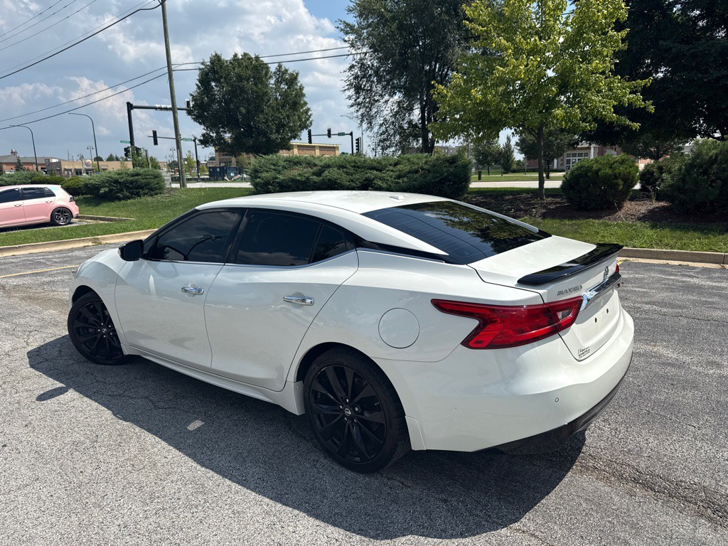 2017 Nissan Maxima Image 22