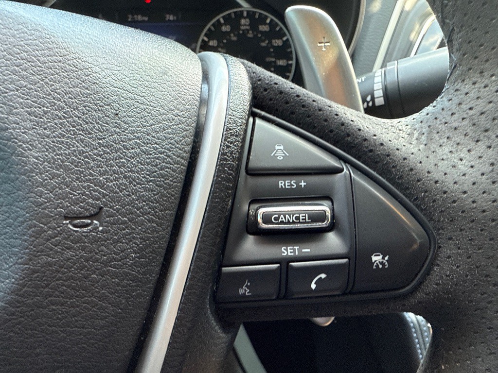 2017 Nissan Maxima Image 24