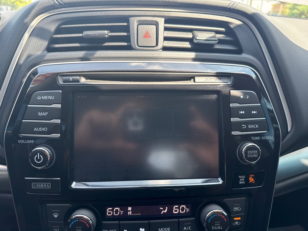 2017 Nissan Maxima Image 26