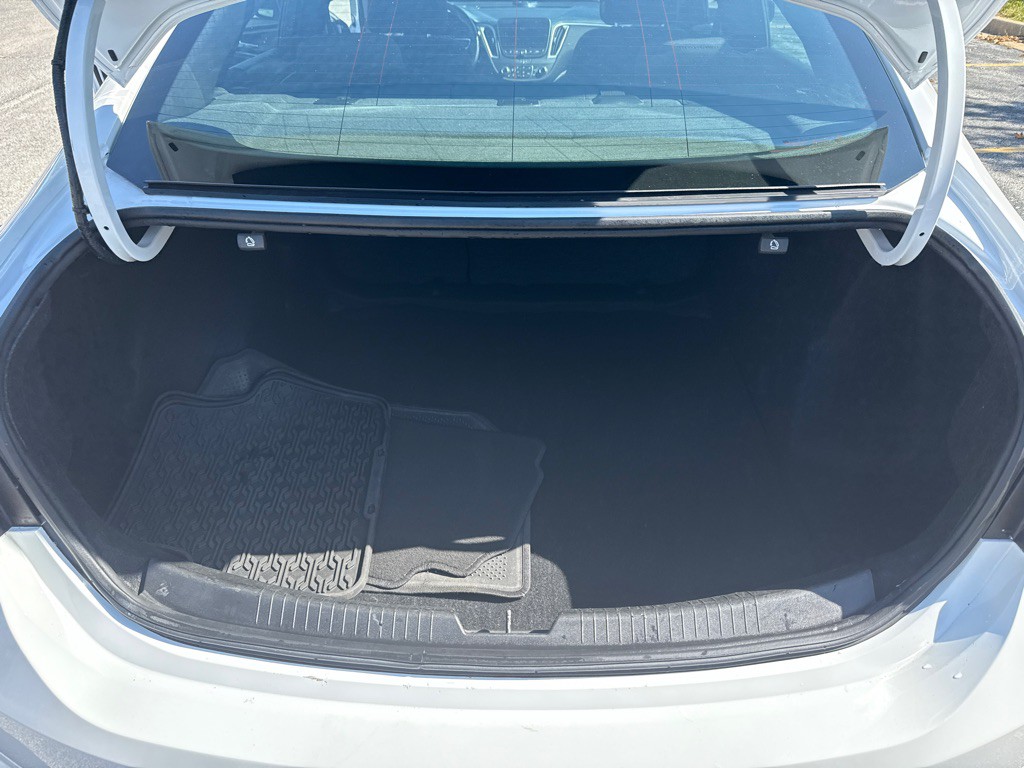 2023 Chevrolet Malibu Image 11