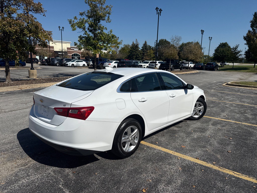 2023 Chevrolet Malibu Image 18