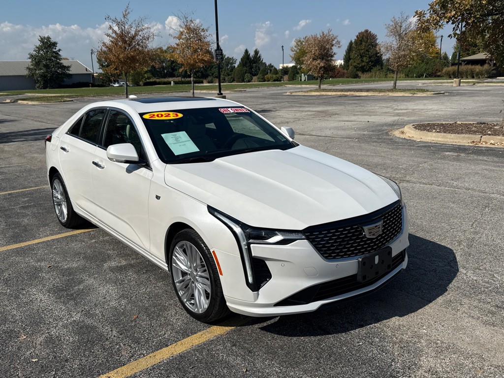 2023 Cadillac CT4 Image 2