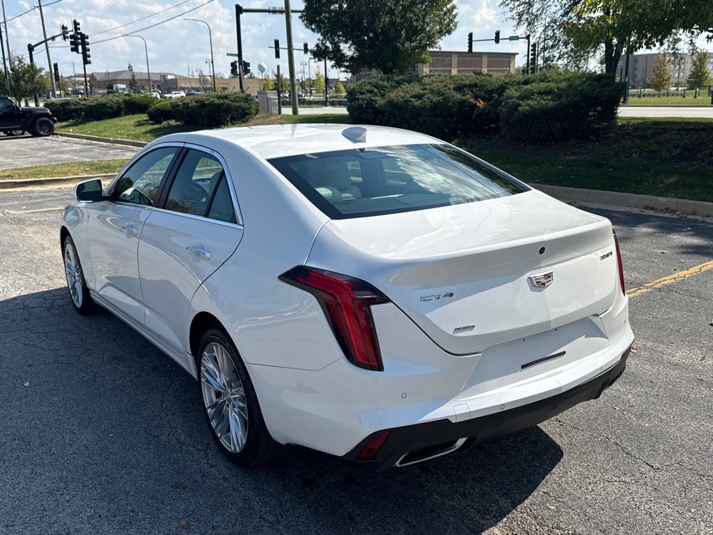 2023 Cadillac CT4 Image 4