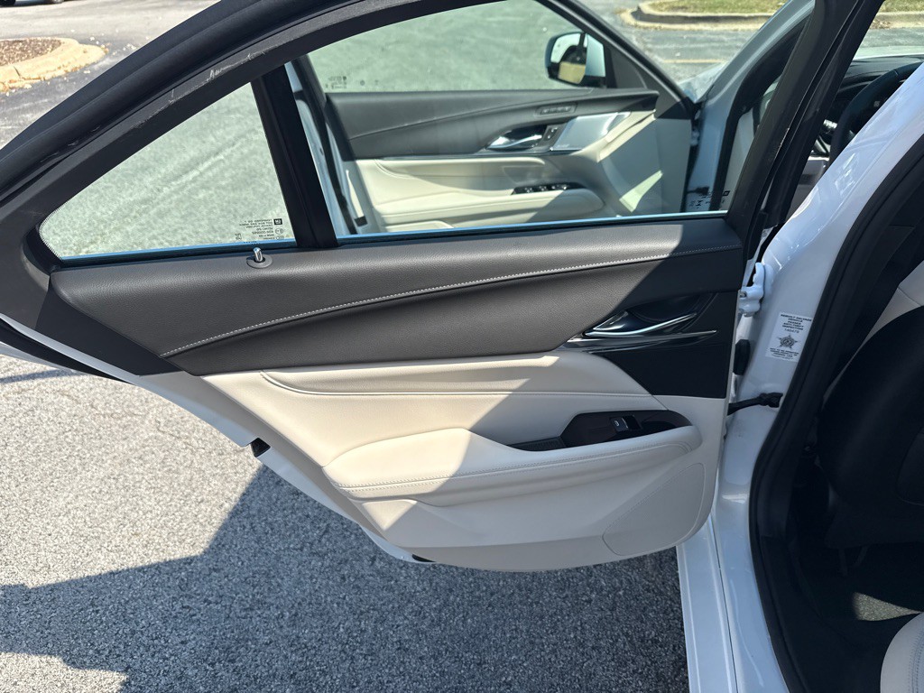 2023 Cadillac CT4 Image 11