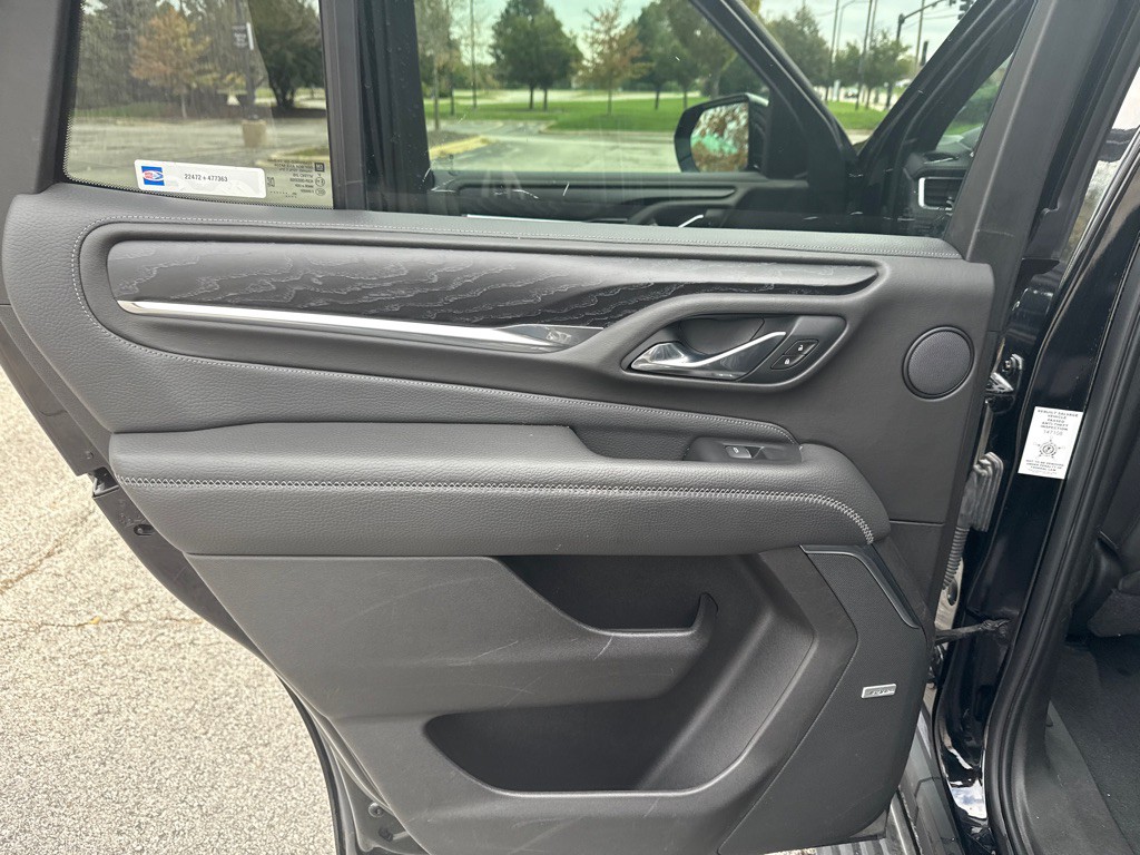2021 GMC Yukon Image 12