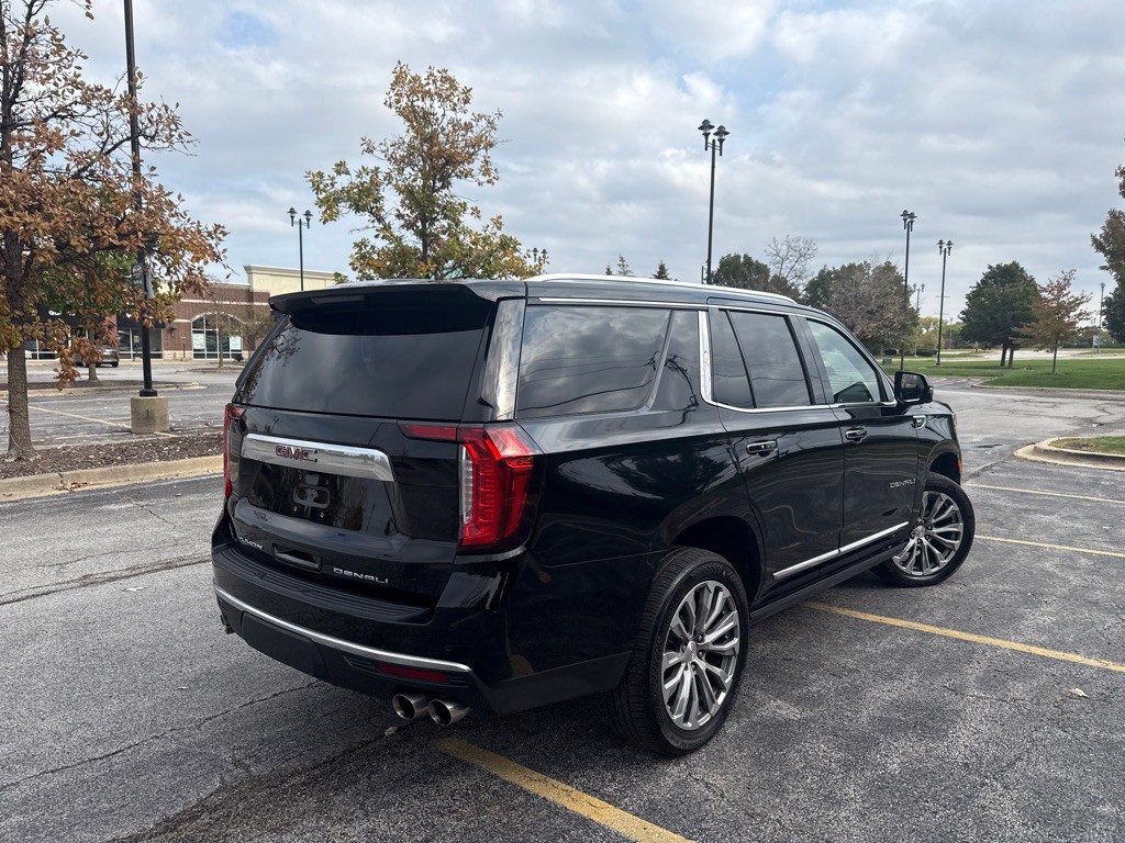 2021 GMC Yukon Image 25