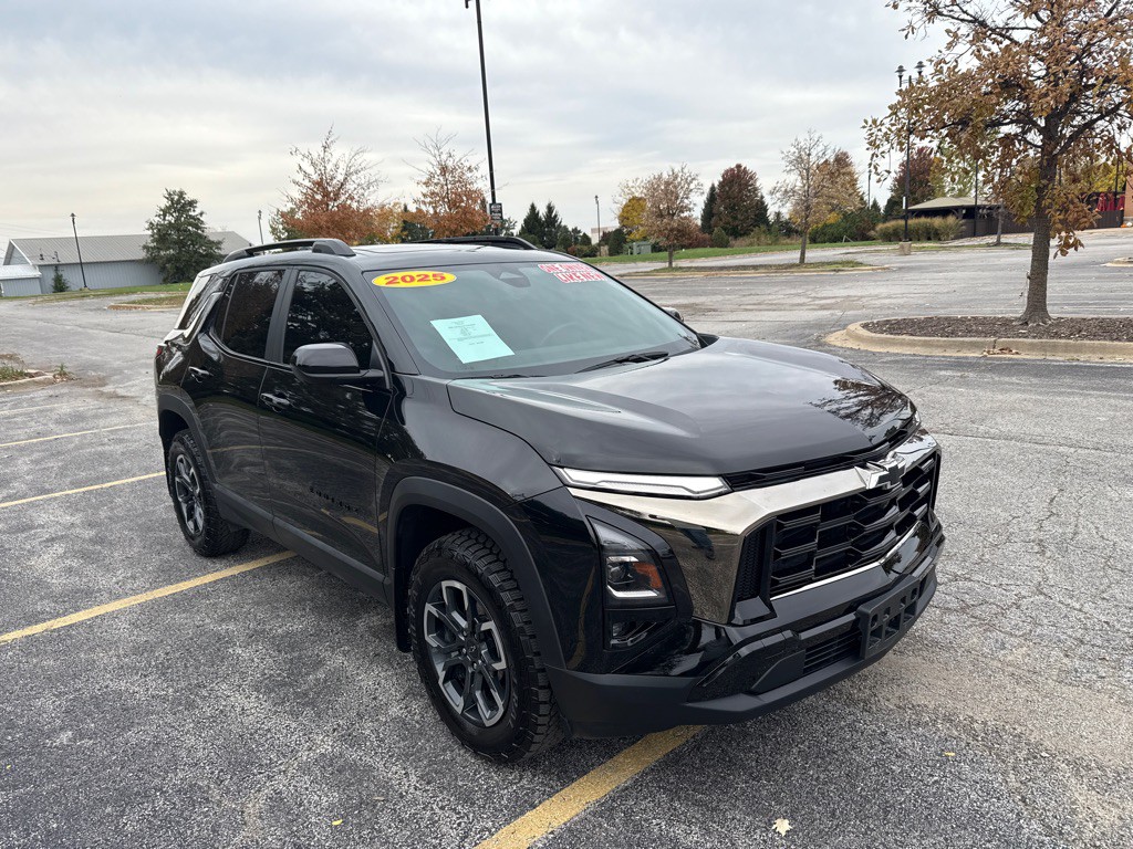2025 Chevrolet Equinox Image 2