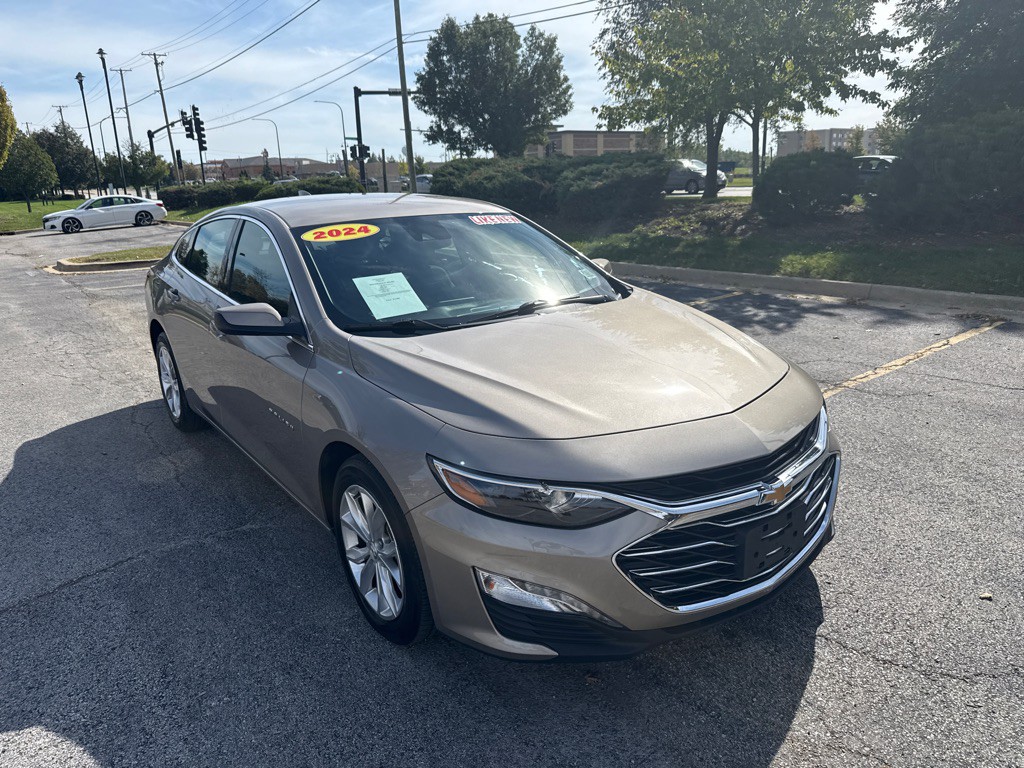 2024 Chevrolet Malibu Image 2