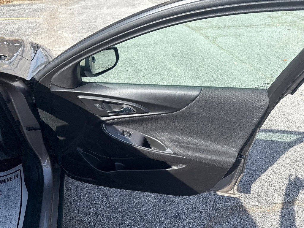 2024 Chevrolet Malibu Image 16