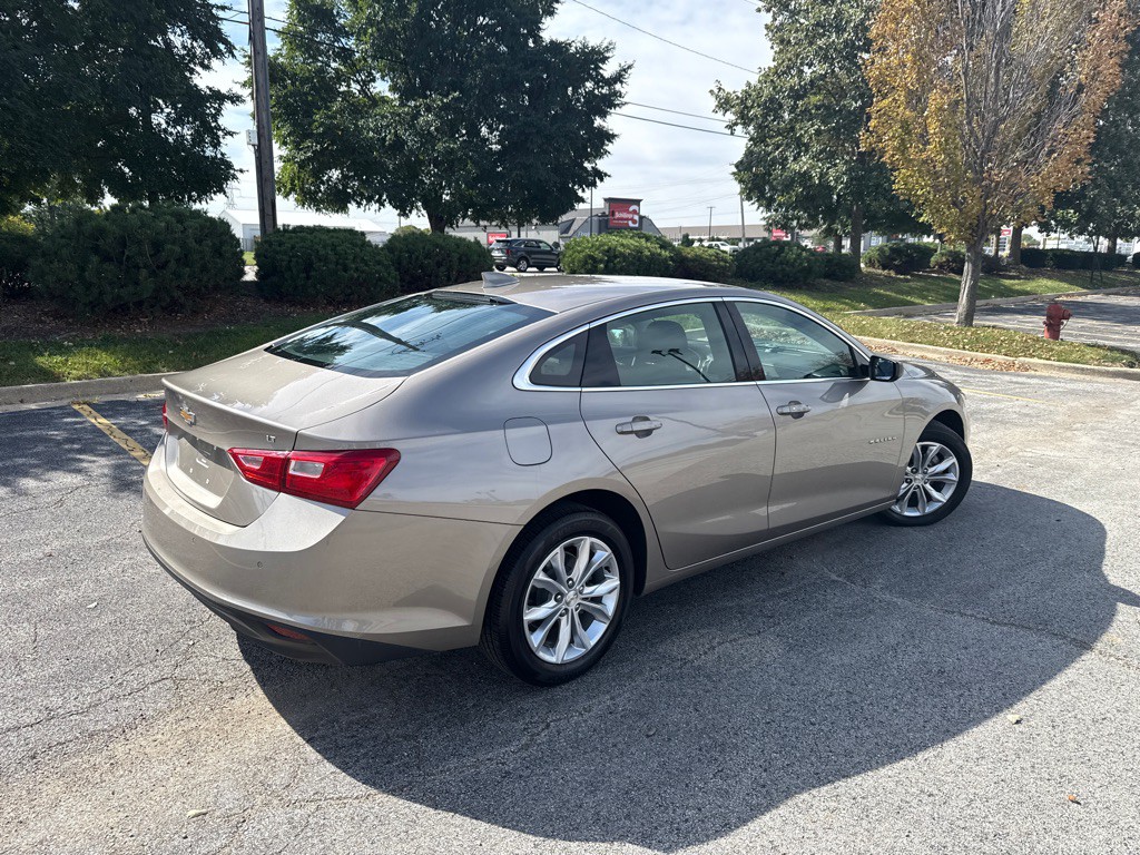 2024 Chevrolet Malibu Image 18