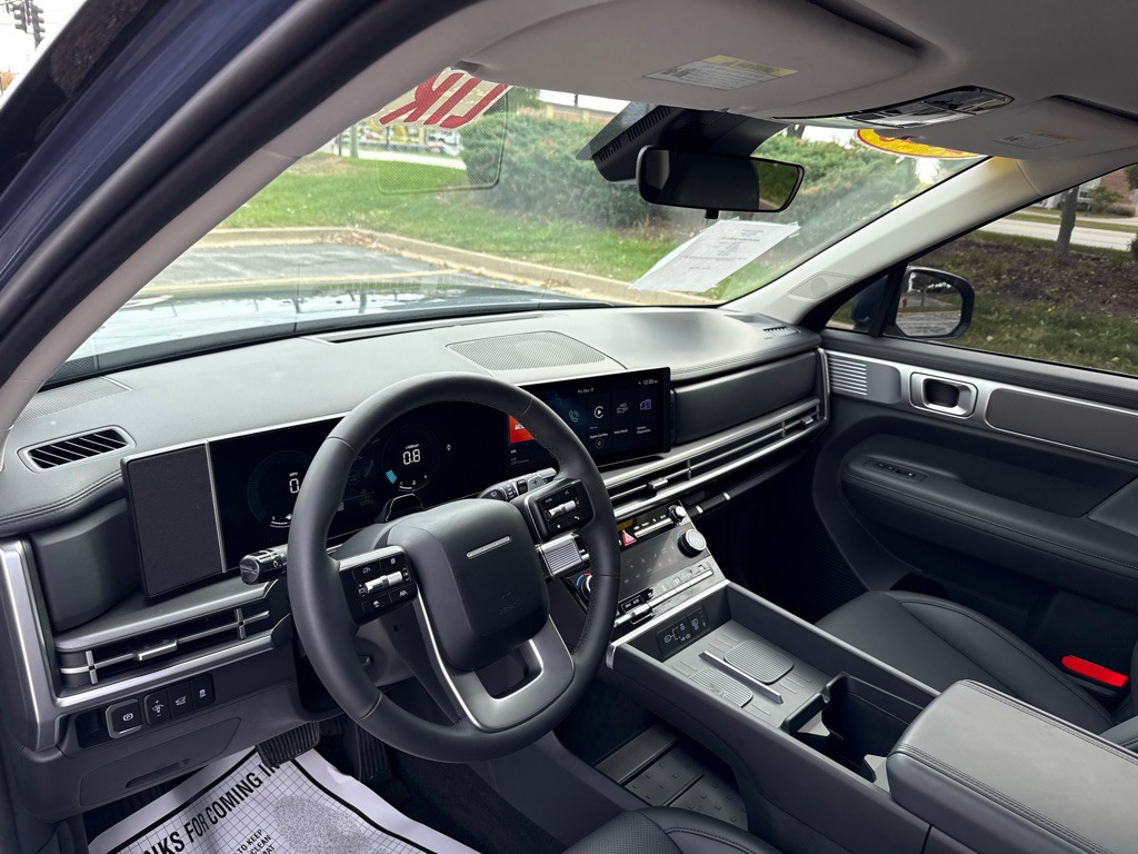 2025 Hyundai Santa Fe Image 6