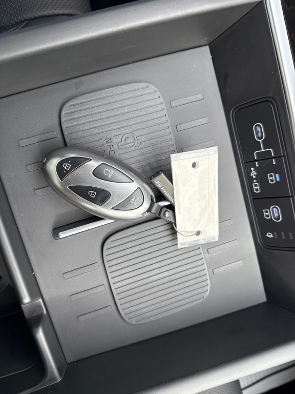2025 Hyundai Santa Fe Image 35