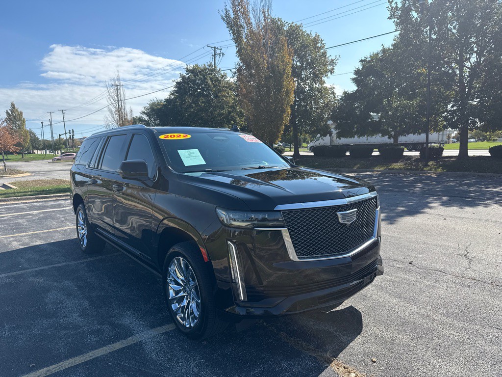2022 Cadillac Escalade Image 2