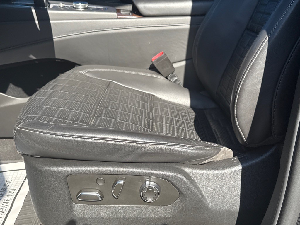 2022 Cadillac Escalade Image 6