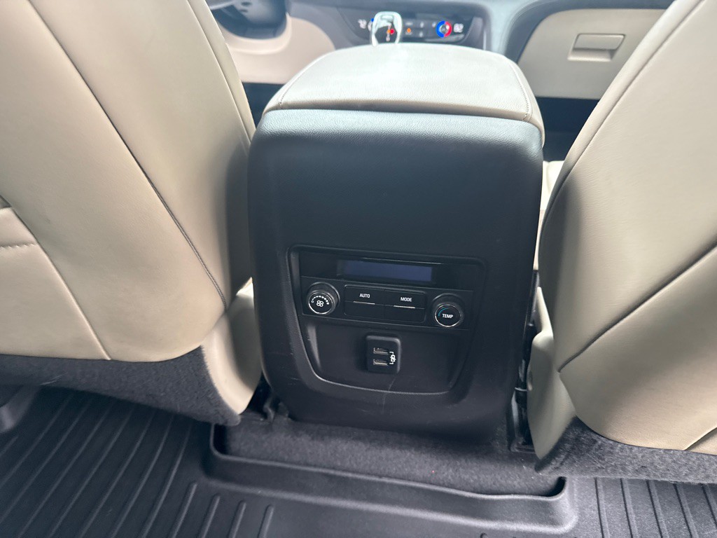 2018 Buick Enclave Image 15