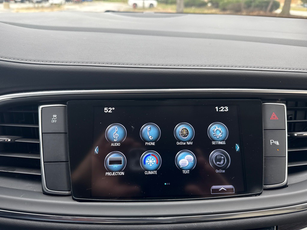 2018 Buick Enclave Image 29