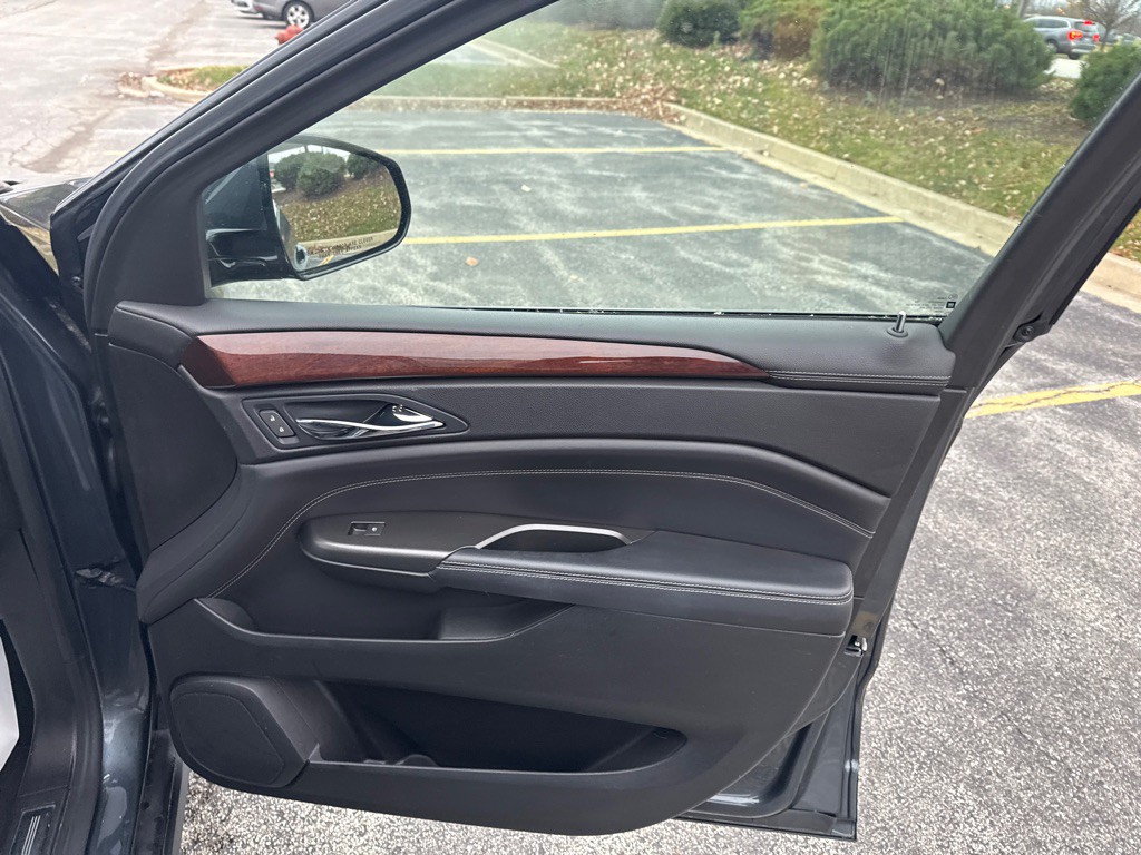 2012 Cadillac SRX Image 15