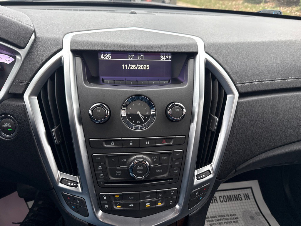 2012 Cadillac SRX Image 24
