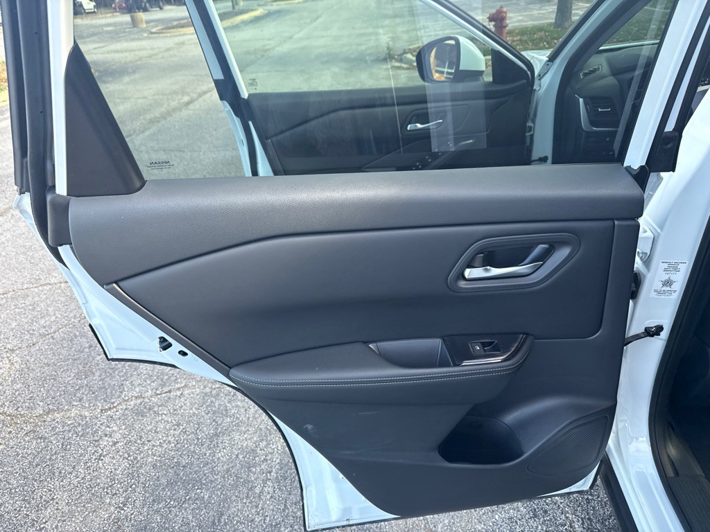 2025 Nissan Rogue Image 10