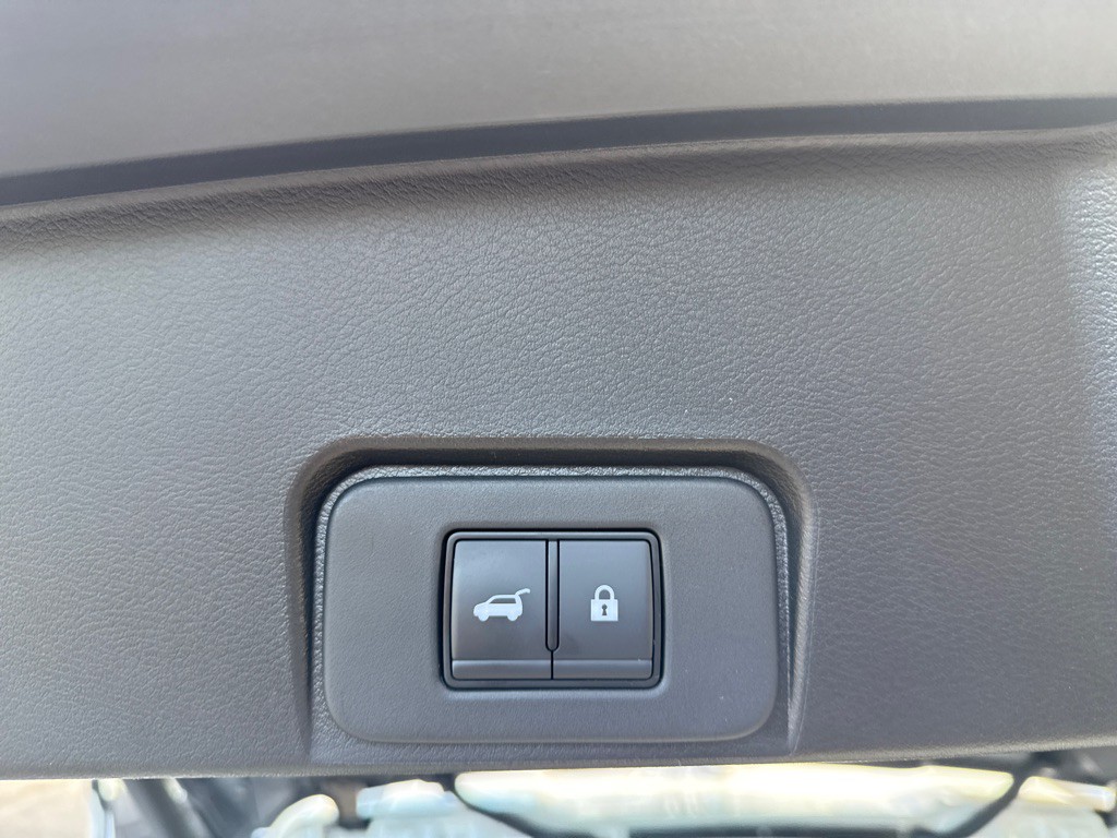 2025 Nissan Rogue Image 12