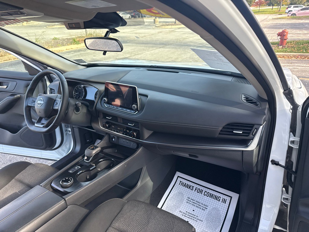 2025 Nissan Rogue Image 17