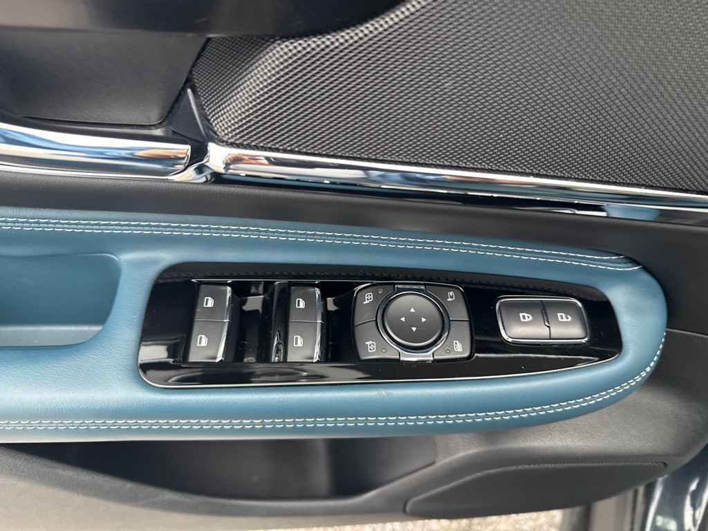 2021 Lincoln Corsair Image 8