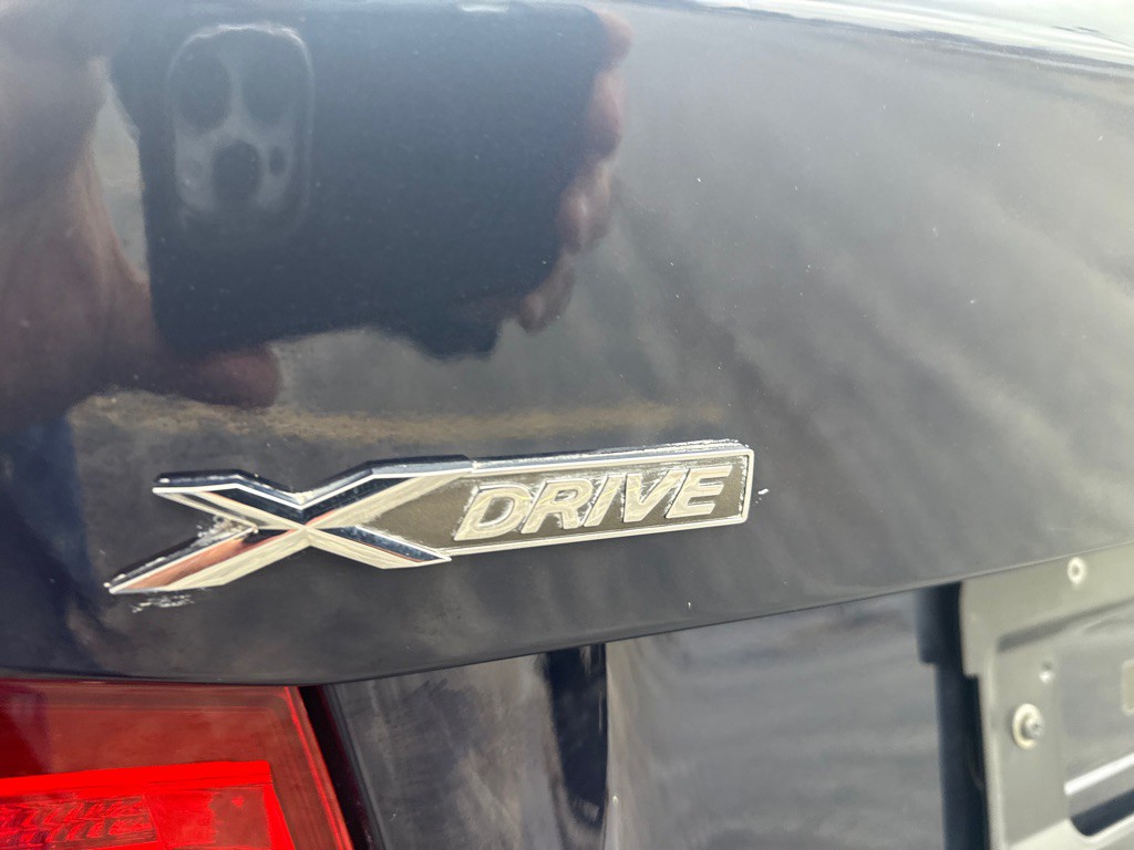 2015 BMW 3 Series Image 23