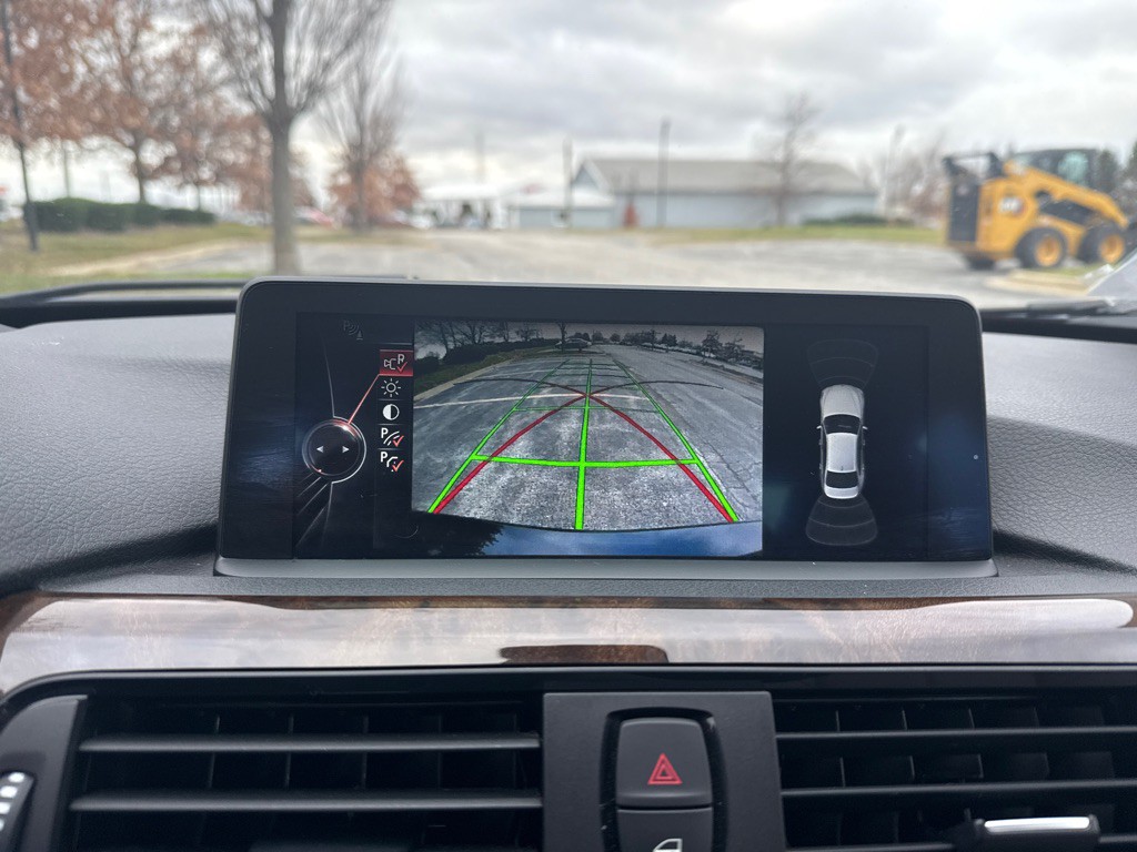 2015 BMW 3 Series Image 31