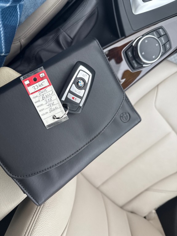 2015 BMW 3 Series Image 34