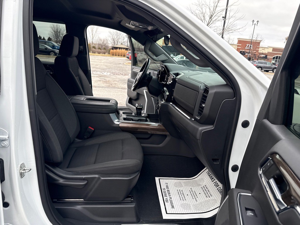 2022 Chevrolet Silverado 1500 Image 14