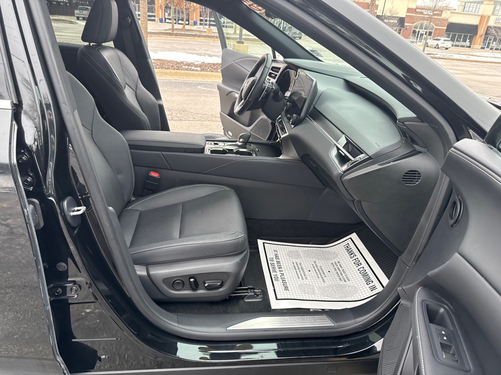 2024 Lexus RX Image 15