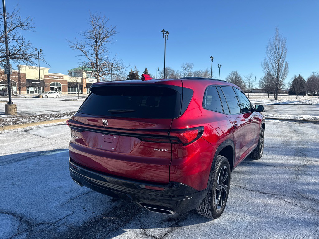 2025 Buick Enclave Image 3