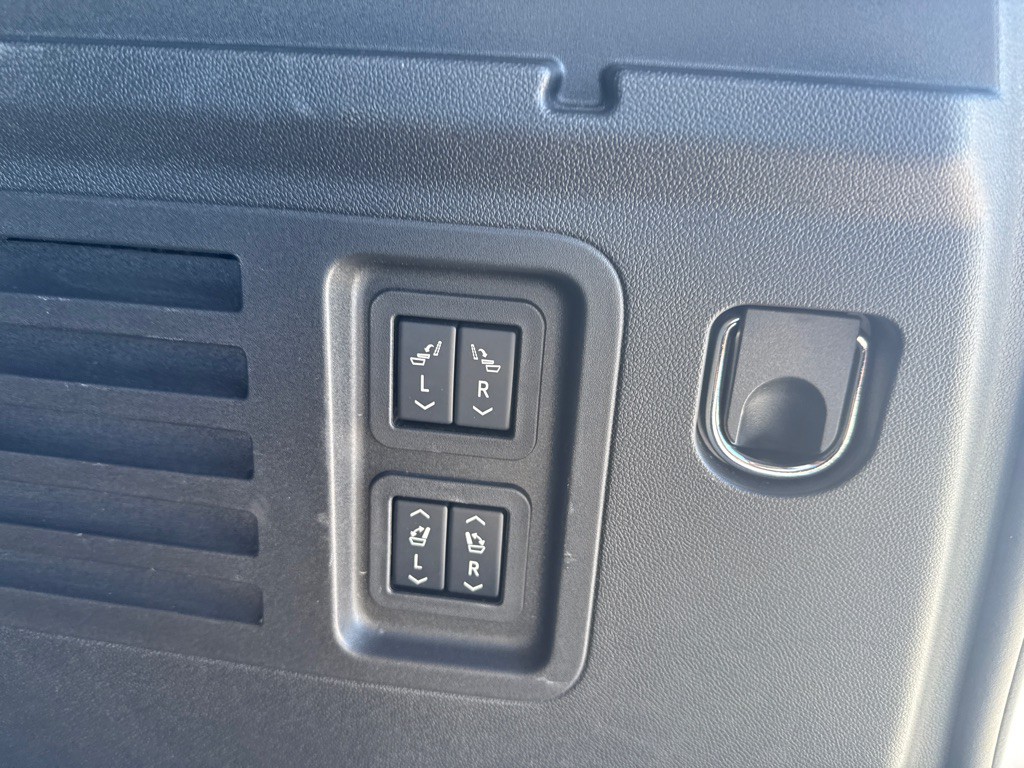 2025 Buick Enclave Image 15