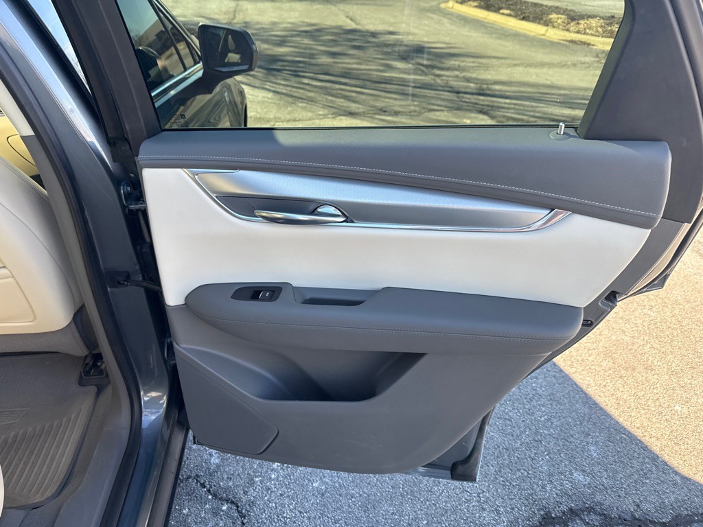 2020 Cadillac XT5 Image 15