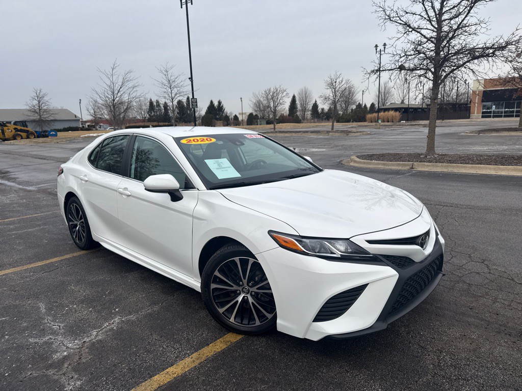 2020 Toyota Camry Image 19