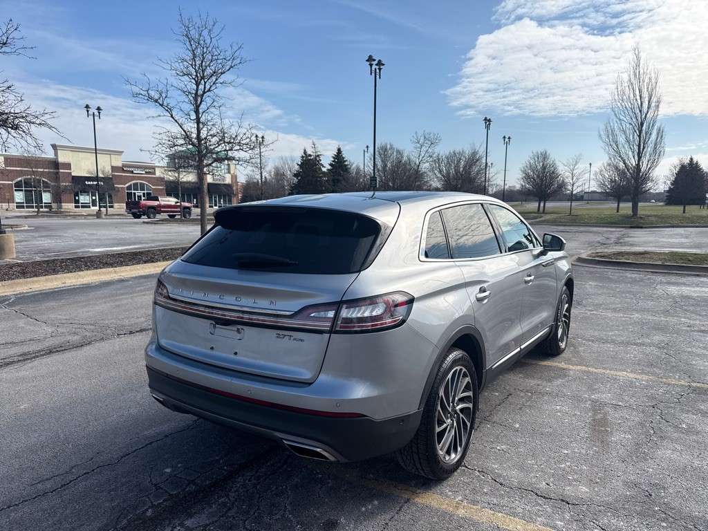 2020 Lincoln Nautilus Image 3