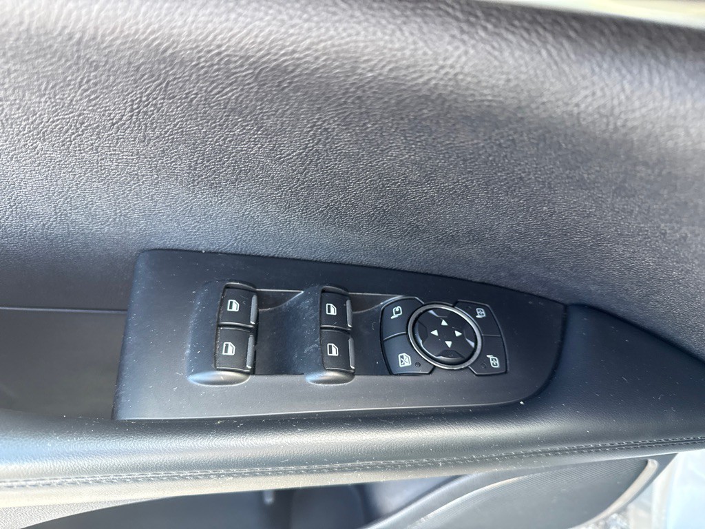 2020 Lincoln Nautilus Image 8