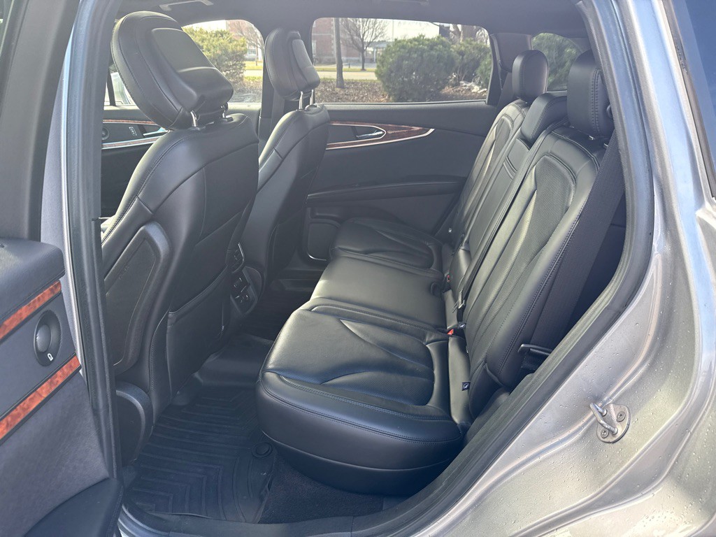 2020 Lincoln Nautilus Image 10