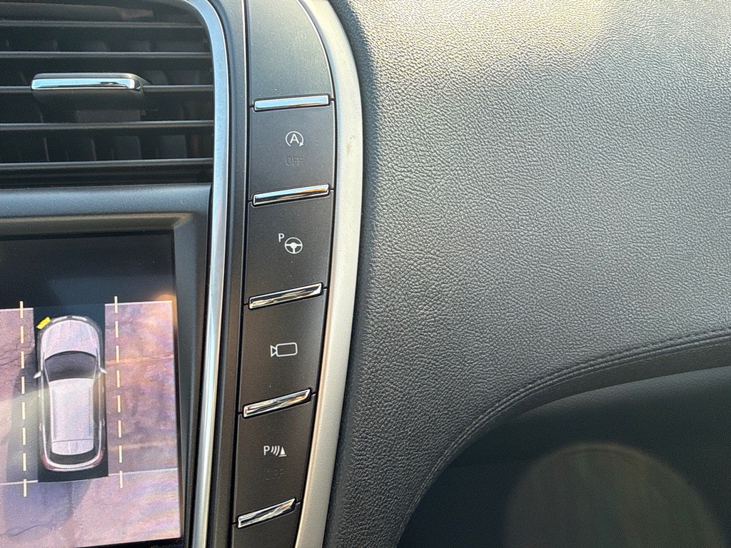 2020 Lincoln Nautilus Image 32