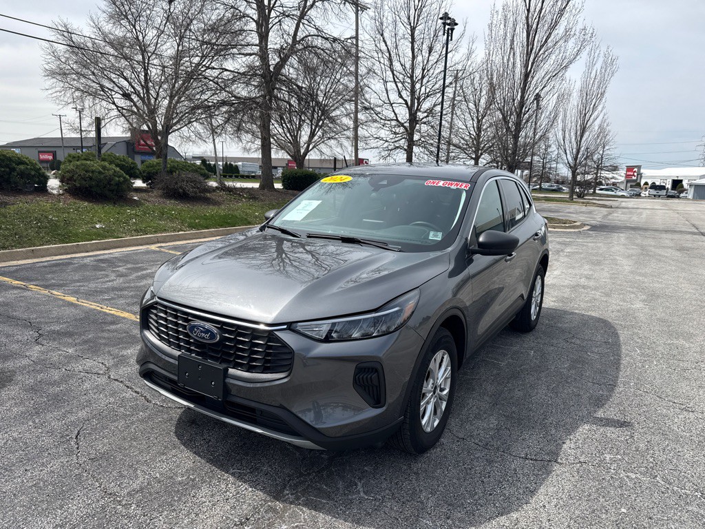 2024 Ford Escape Image 1